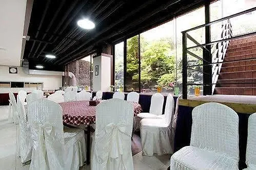 Jj Hotel