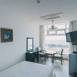 Hotel White House, Jeju